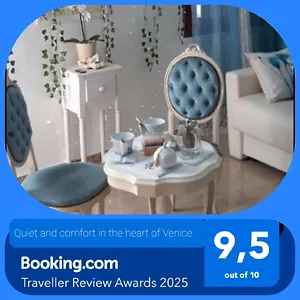 Quiet And Comfort In The Heart Of Apartment Venice